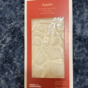 Room Essentials Apple Breakaway Wax Melts